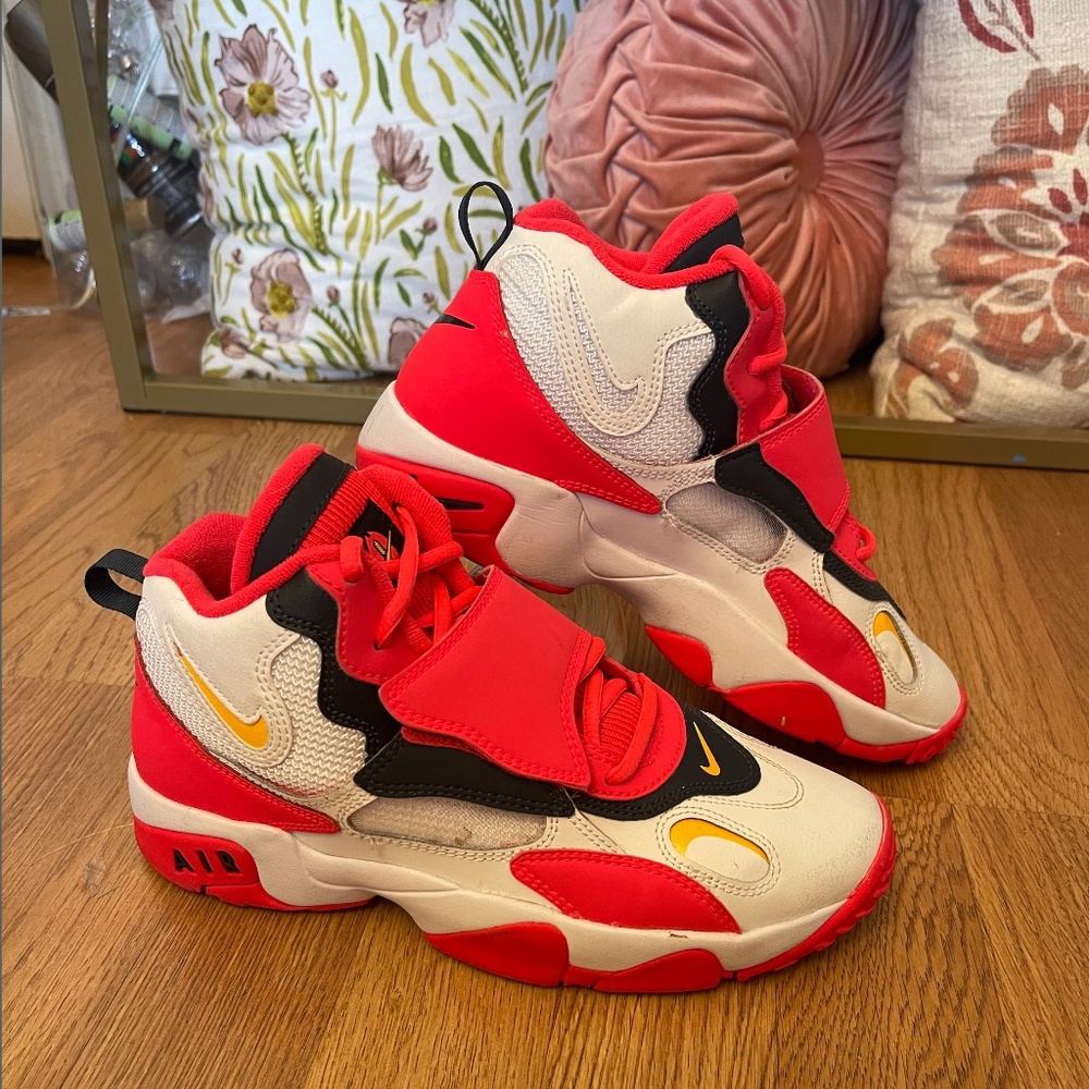 Nike Air Speed Turf Shoes Sneakers White Laser Orange Red Orbit  BQ9632-102 7Y 6